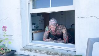 Hoping the neighbours get distracted by my mates tattoos while i eat his hole - thebussybandit.sexprostitute.org (Gay Porn sexxx)